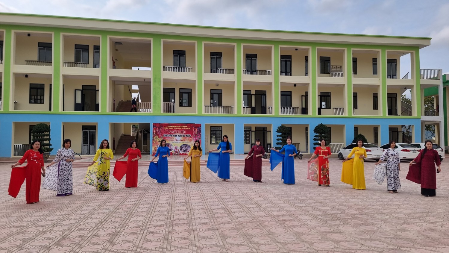 CÁC HOẠT ĐỘNG CHÀO MỪNG NGÀY QUỐC TẾ PHỤ NỮ 8/3 TẠI TRƯỜNG TIỂU HỌC VÀ THCS THANH AN